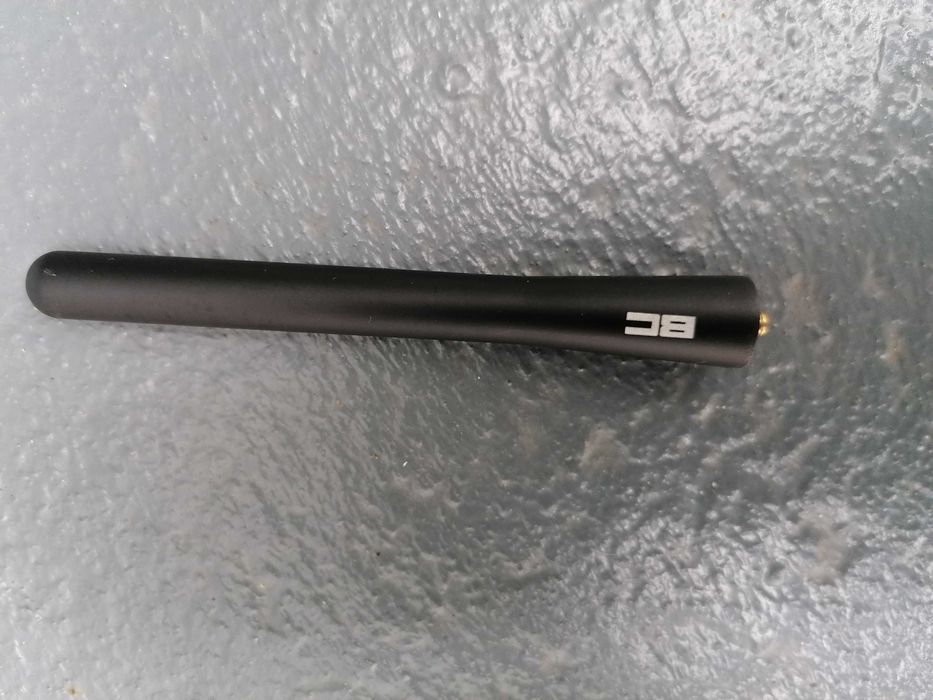 Antena Pequena de Automóvel