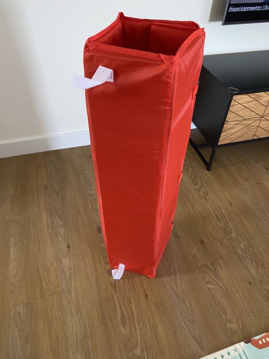 Parque infantil de viagem