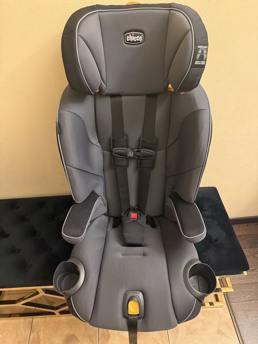 Chicco my fit  автокрісло