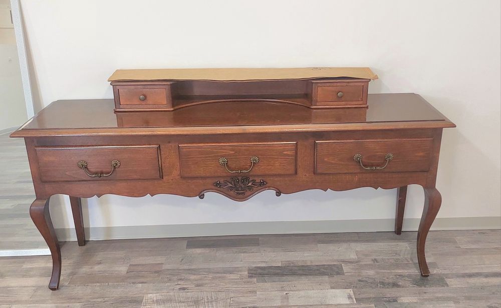 Escrivaninha Estilo Luis Filipe