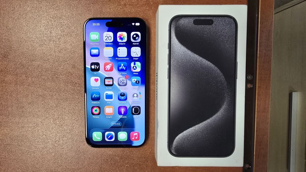 iPhone 15 Pro 128GB czarny, stan bdb