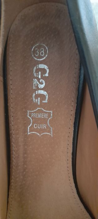 Sprzedam buty rozm. 38