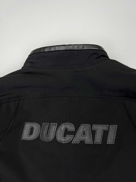 Ducati Dainese мото куртка оригінал захист спини руки