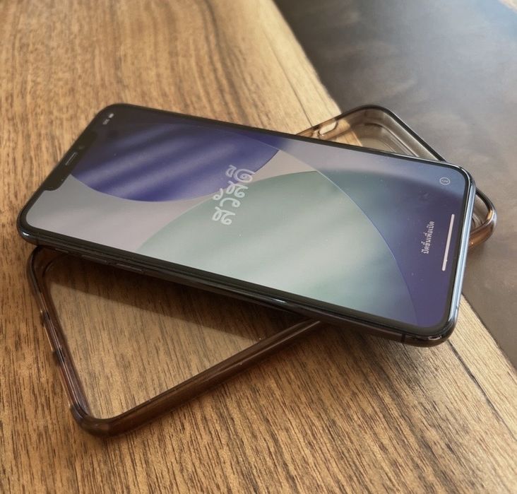 iPhone 11