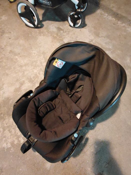 Carrinho de Bebé + Ovo