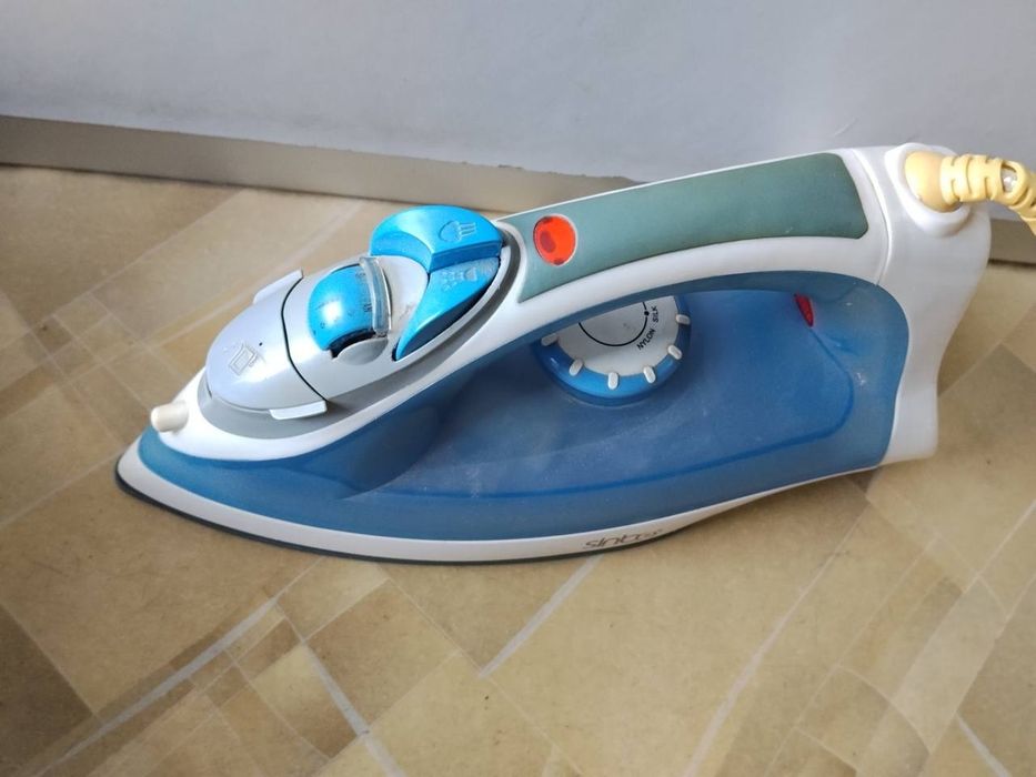Продам утюг Bosch