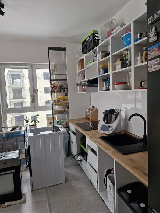 Stolarz do wynajęcia.