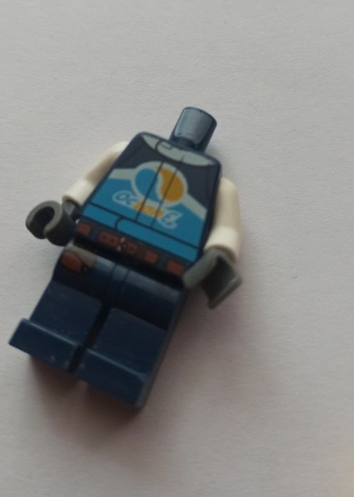 Lego minifigurka  kierowca cty1110