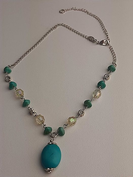 naszyjnik z turkusami