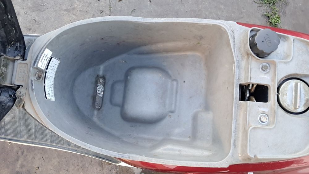 Продам скутер 2т хонда такт 24аф