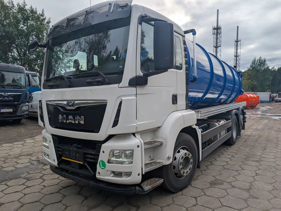 MAN asenizacyjny