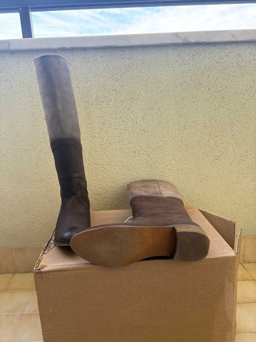 Botas castanhas pele e camurça Pull & Bear