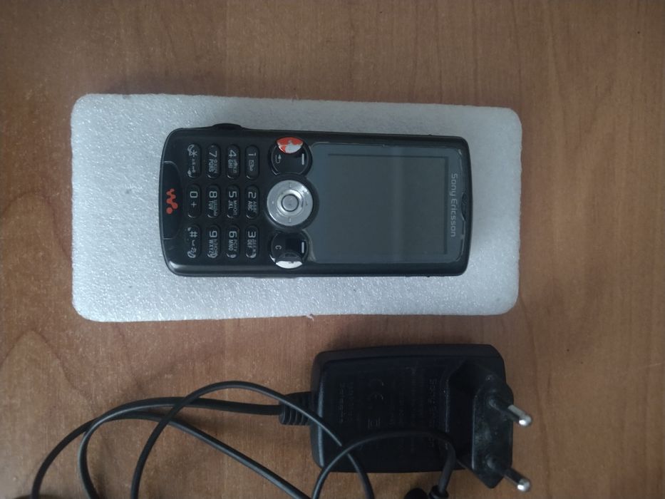 Sony Ericsson T630 Sony Ericsson W810