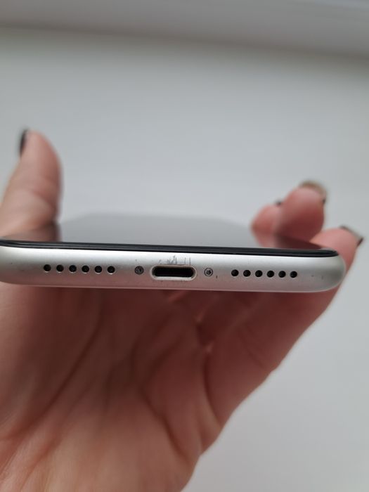 Продаю айфон 11 128гБ