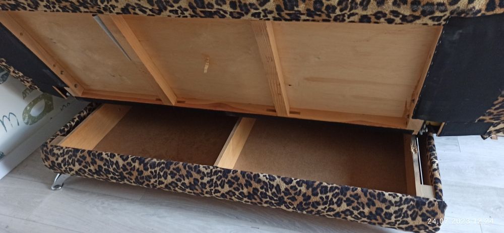 Продам диван в отличном состоянии