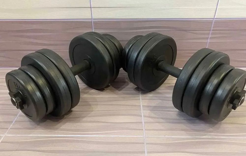 ЗНИЖКА Гантелі розбірні 32 кг комплект