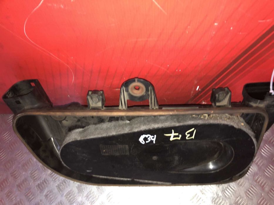 Корпус повітряного фільтра BMW 7 F01 дизель 3,0 бмв 7 ф01