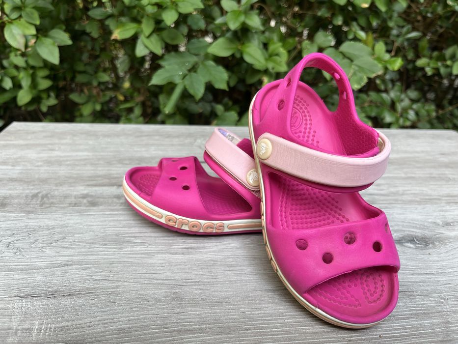 Дитячі босоніжки Crocs