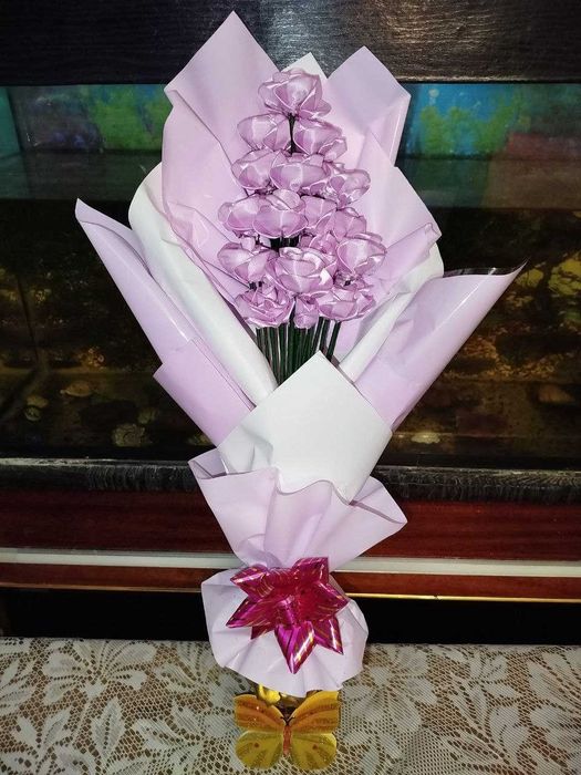 Букет з атласних стрічок "Сувенір"