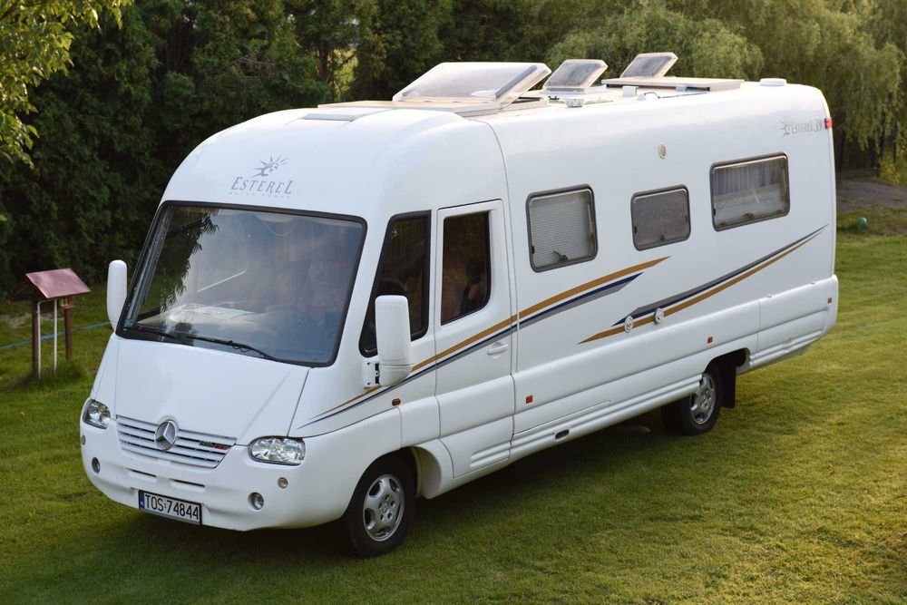 Kamper integra Mercedes-Benz Esterel 2,7 cdi