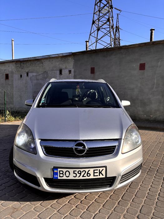 Опель зафіра б 2007 рік
