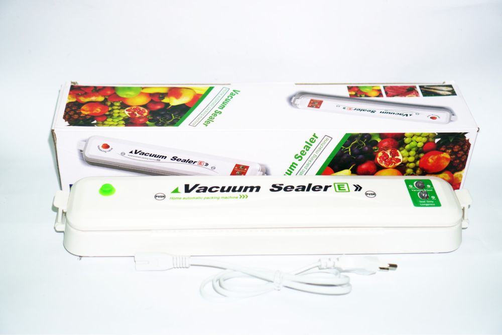 Вакуумный кухонный вакуматор упаковщик