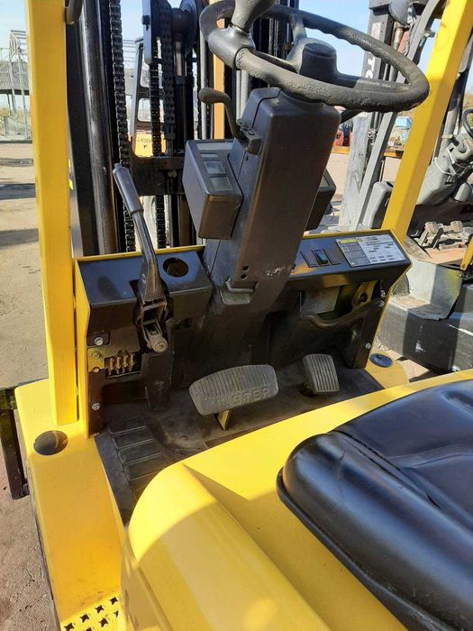 Навантажувач вилковий Hyster 2, 0 т з висотою підйому до 6,6м