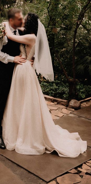 Весільня сукня, Свадебное платье