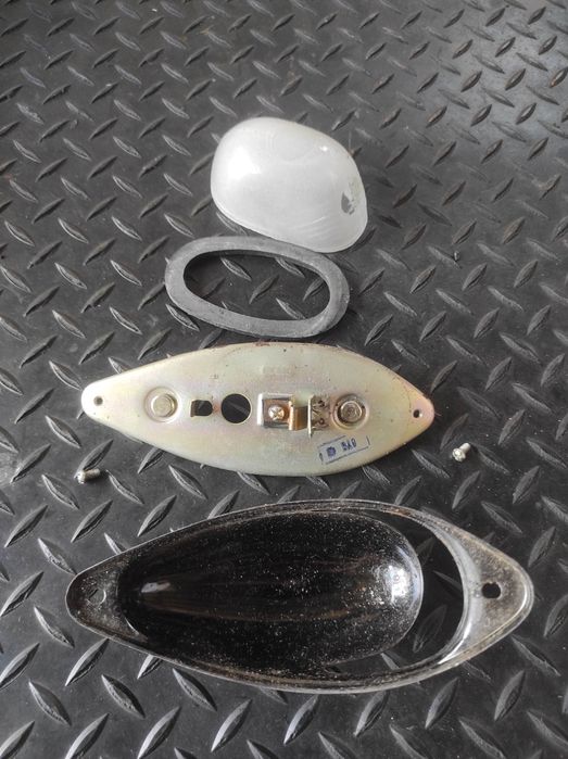 Lampka żółwik wózek K750 Dniepr Ural bdb stan kompletna z guma lampa