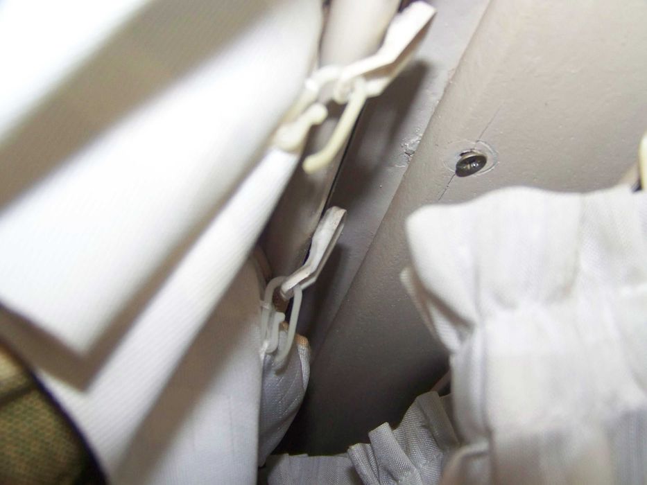 2 estores japoneses 1,75m x 89cm e 2 cortinados 1,20m x 90cm