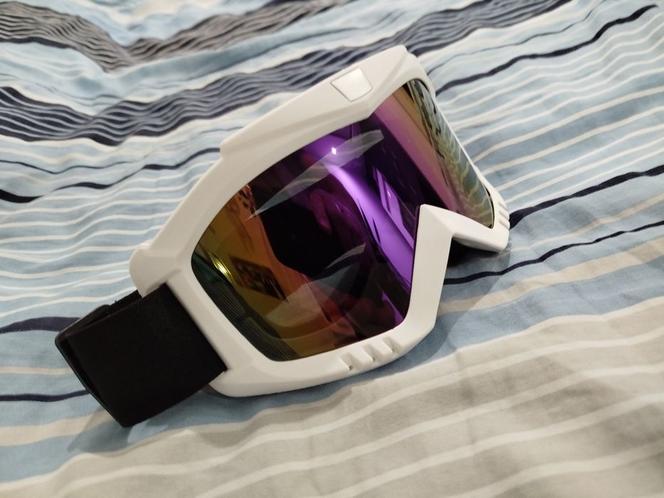 Google narciarskie snowboardowe