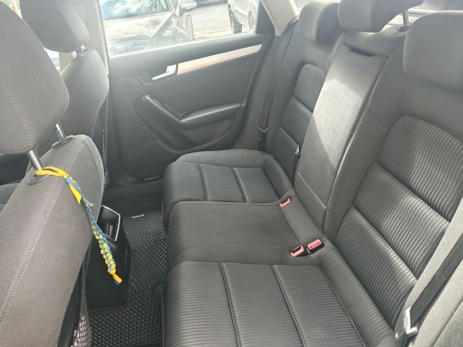 Audi A4 B8 2010, 2.0