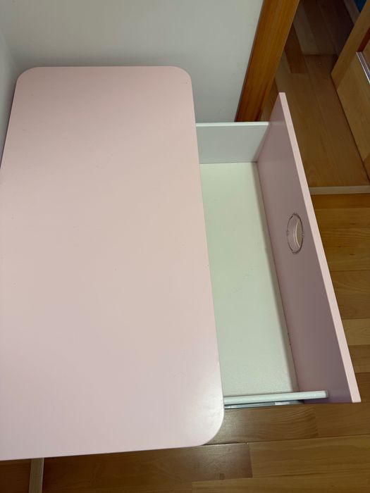 Cómoda de criança IKEA
