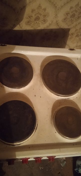 Электроплита 4-х комфорная