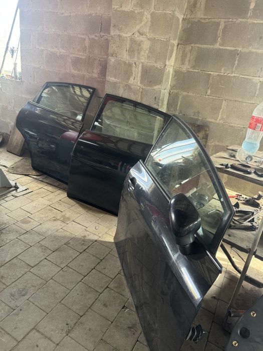 Дверка в зборі Seat Leon Altea замок зеркало склопідйомник сеат леон