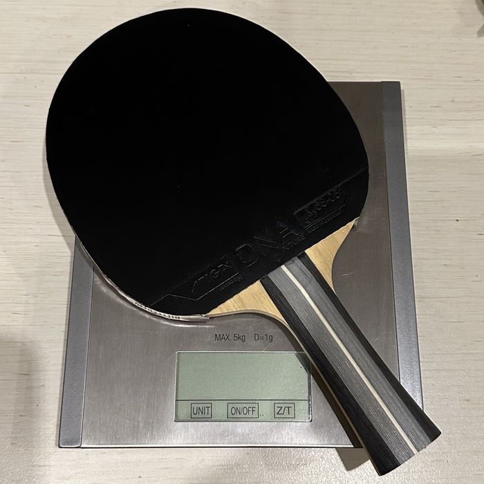 Rakietka  Nittaku Latika FL (OFF-) / 2 x Stiga DNA Future M 1,8mm