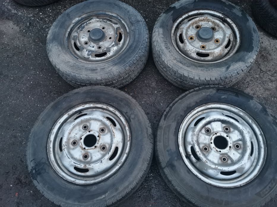 Kompletne koła ford transit 15 opony całoroczne 195/70/15C