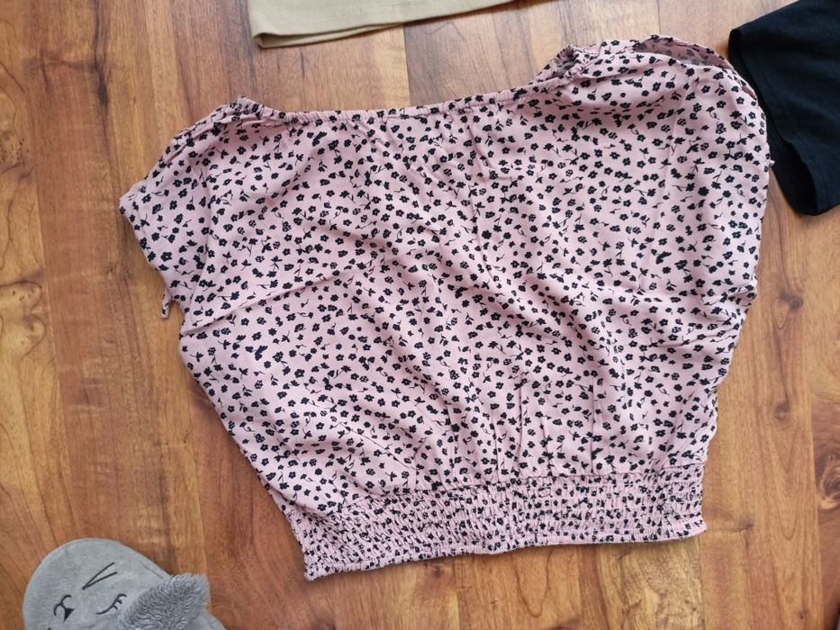 T- shirty 152 . Jak nowe .H&M.
