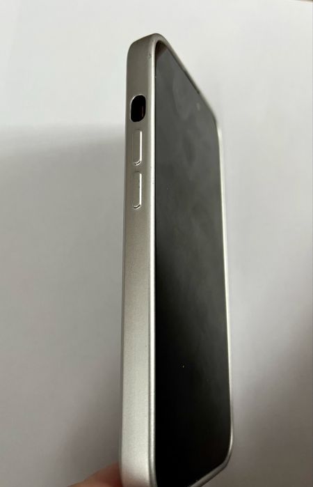 чохол сірий для iphone 15, б/у