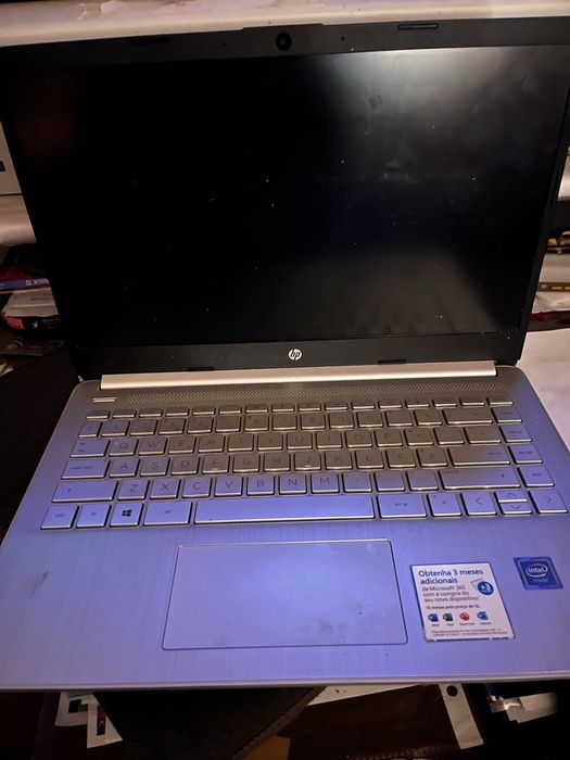Portátil HP 14s - Como Novo