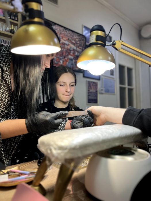 Базовий курс з нуля:комбі манікюр,покриття гель лак,корекція,нарощення