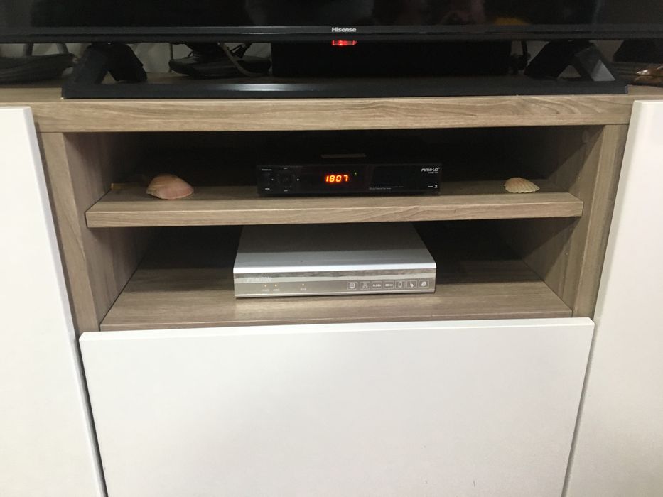 Movel de Tv Ikea besta