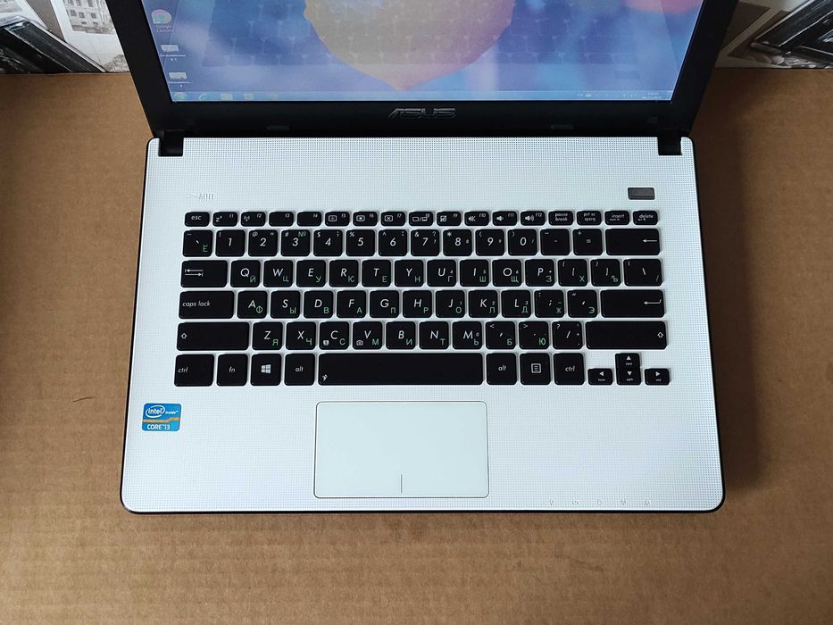 Швидкий ноутбук Asus_Потужний Intel Core i3 (4 х 2.4 ГГц)_4 ГБ_500 ГБ.
