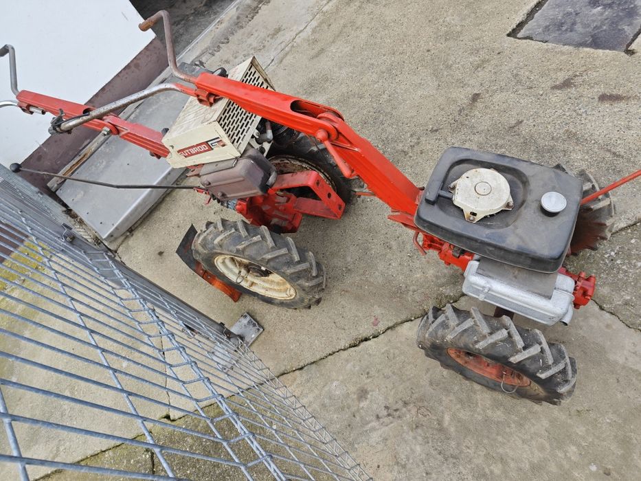 Dzik, mikrotraktor, traktorek, terra, gutbrod