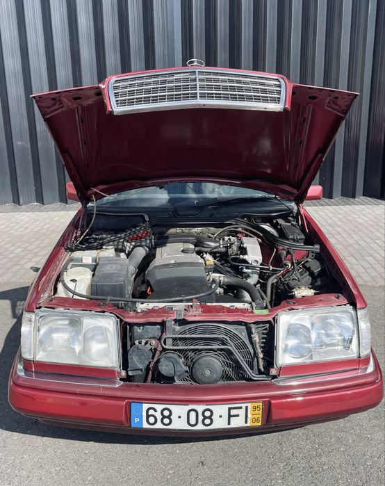 Mercedes-Benz E 200 — fotografia 10