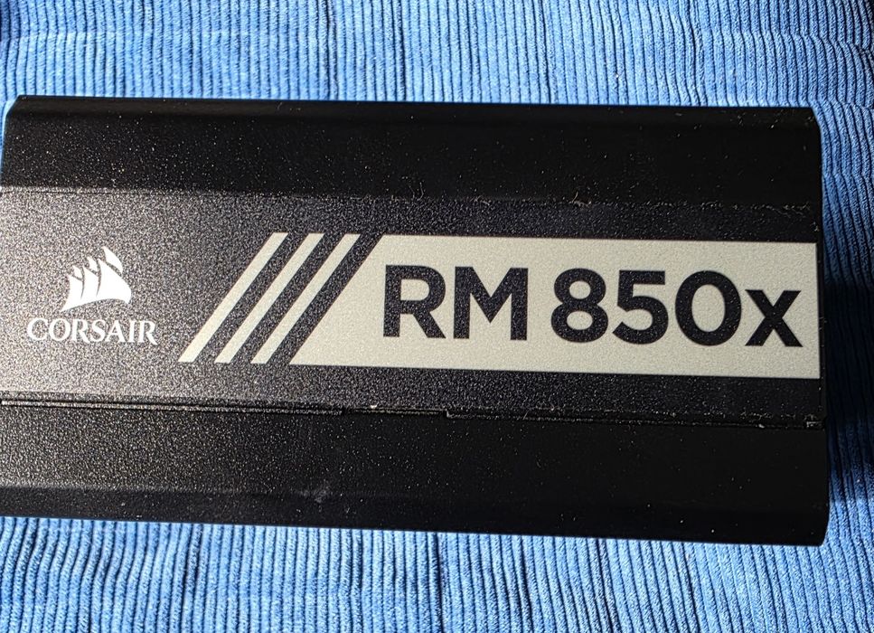 Fonte de Alimentação Corsair RM850X