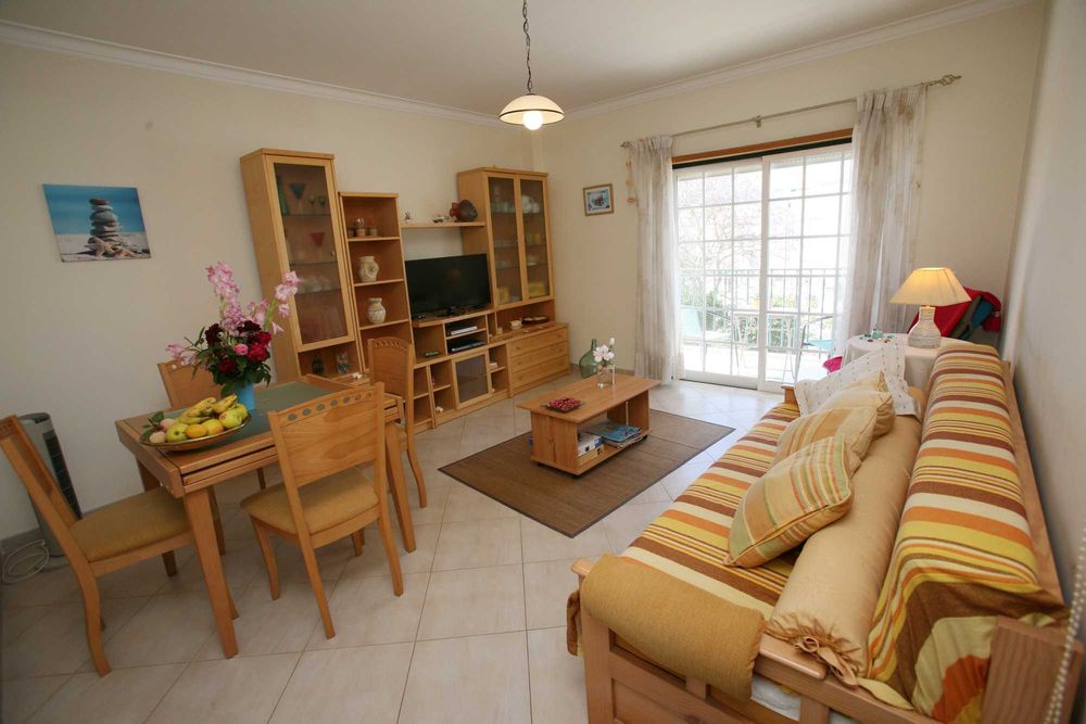 Arrenda-se Apartamento Alvor