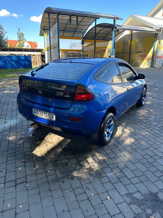 Продам Mazda 323