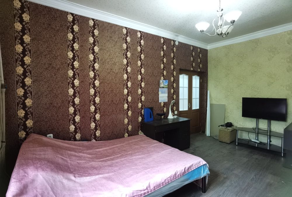 Продам 2к сталинку на улице Кутузова