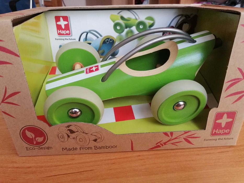 Машинки, бамбук, т.м. Hape